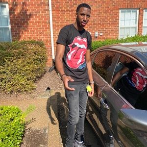 Meet your Posher, Reggie